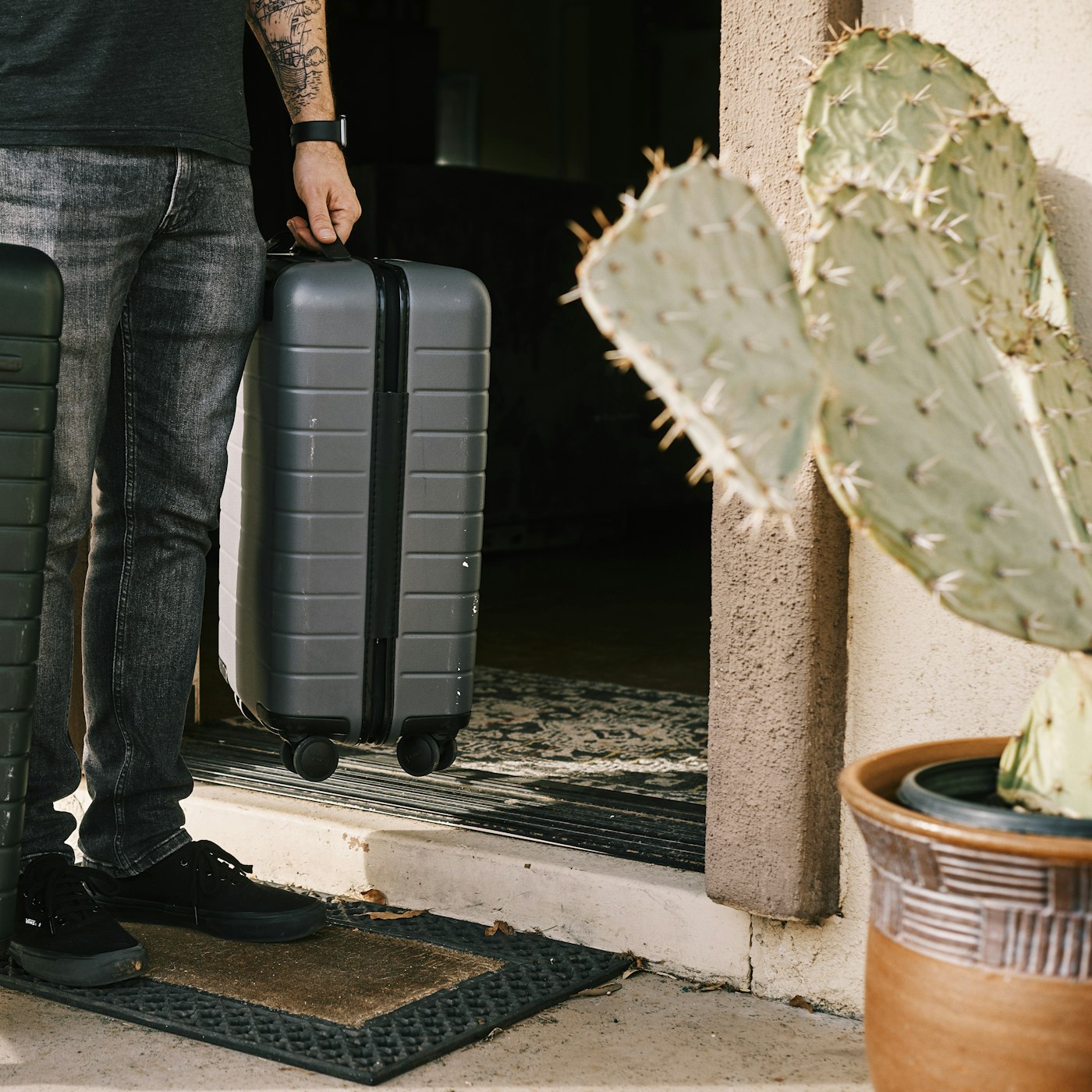 Cabin Spinner Suitcase