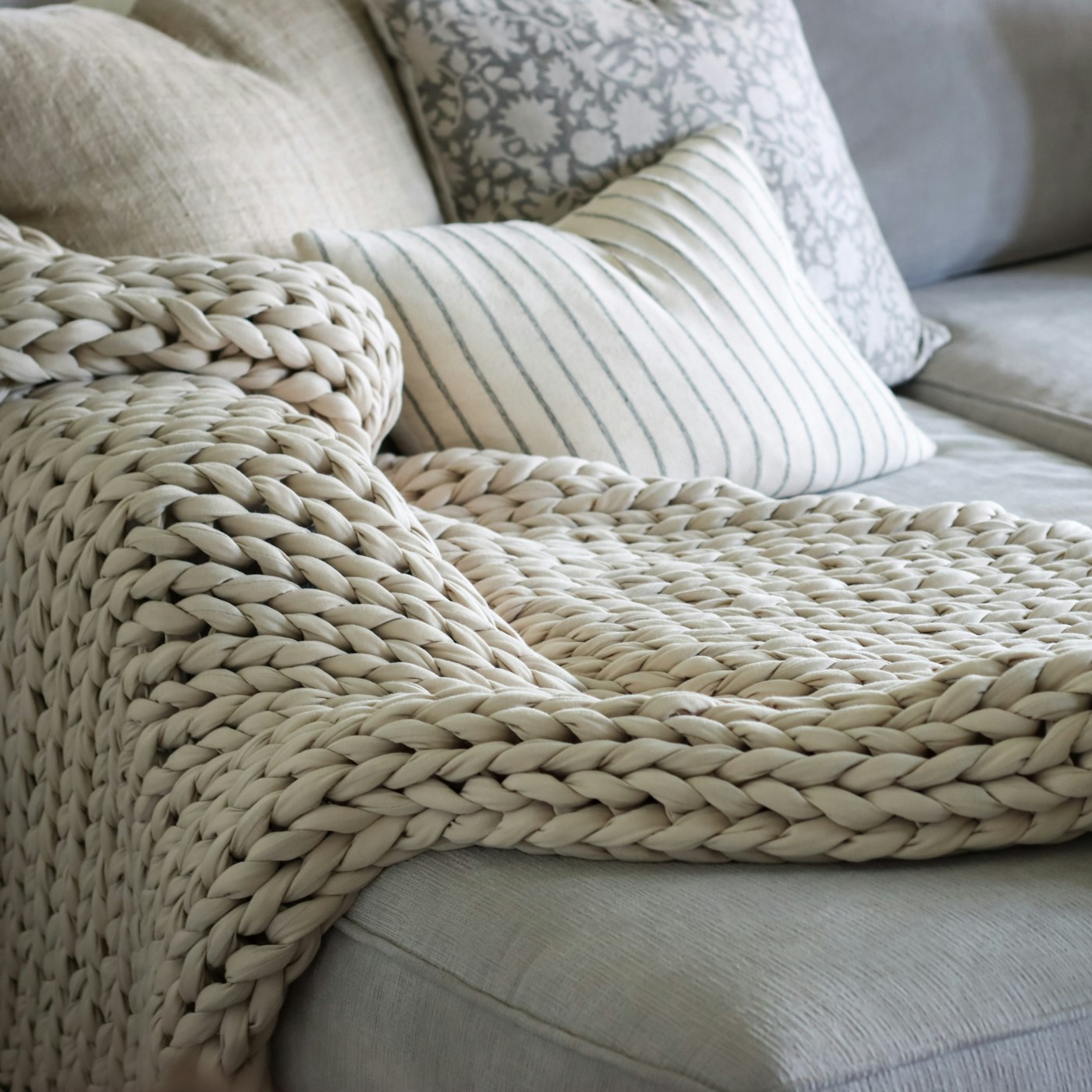 Chunky Knit Throw